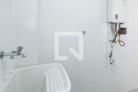 Lavanderia de apartamento para alugar com 3 quartos, 116m² em Vila Guarani (zona Sul), São Paulo