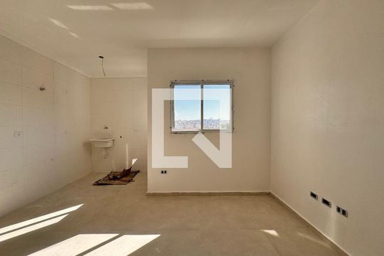 Sala de apartamento à venda com 2 quartos, 45m² em Jardim Santo Alberto, Santo André