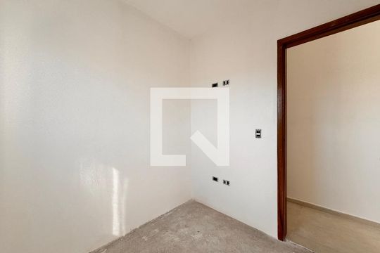 Quarto 1 de apartamento à venda com 2 quartos, 45m² em Jardim Santo Alberto, Santo André