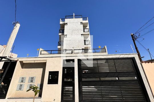 Fachada de apartamento à venda com 2 quartos, 45m² em Jardim Santo Alberto, Santo André