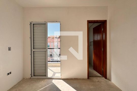 Suite de apartamento à venda com 2 quartos, 45m² em Jardim Santo Alberto, Santo André