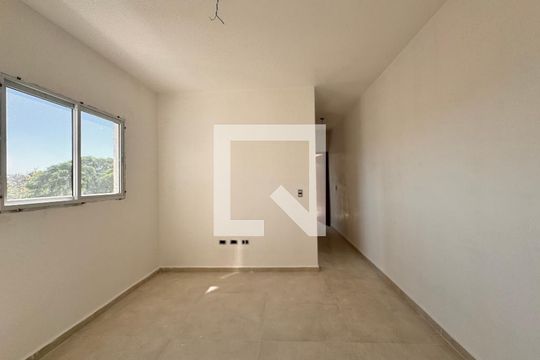 Sala de apartamento à venda com 2 quartos, 45m² em Jardim Santo Alberto, Santo André