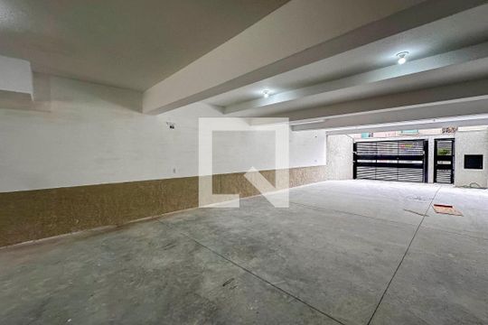 Garagem de apartamento à venda com 2 quartos, 98m² em Jardim Santo Alberto, Santo André