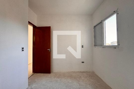 Suite de apartamento para alugar com 2 quartos, 49m² em Jardim Santo Alberto, Santo André