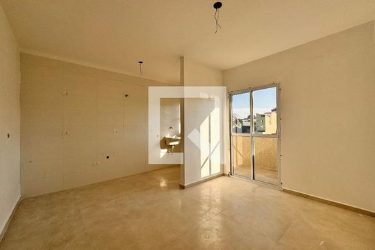 Sala de apartamento para alugar com 2 quartos, 49m² em Jardim Santo Alberto, Santo André