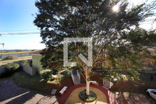 Vista da Sala de apartamento para alugar com 2 quartos, 54m² em Vossoroca, Votorantim