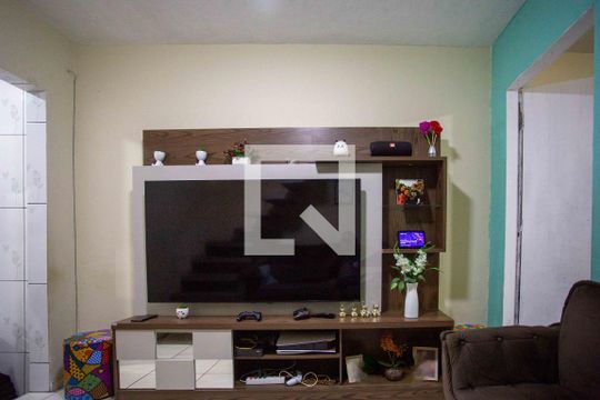 Sala de casa à venda com 2 quartos, 160m² em Vila Nogueira, Diadema