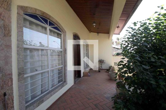 Fachada de casa para alugar com 5 quartos, 343m² em Jardim Refúgio, Sorocaba