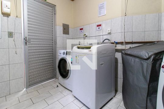Área comum de apartamento para alugar com 1 quarto, 27m² em Bigorrilho, Curitiba