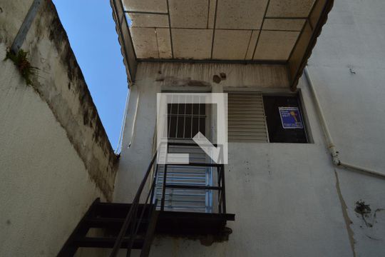 Fachada de casa à venda com 2 quartos, 80m² em Ipiranga, São Paulo
