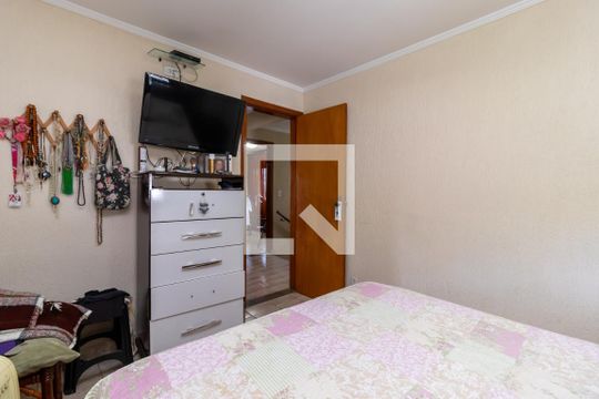 Quarto 1 de casa à venda com 5 quartos, 200m² em Conjunto Residencial Santa Terezinha, São Paulo