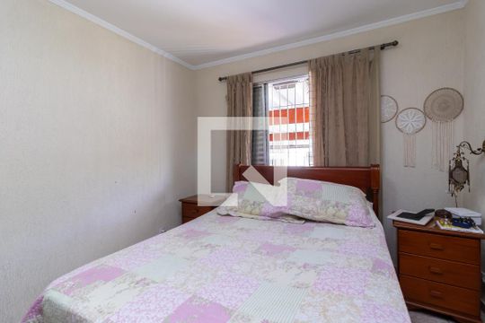 Quarto 1 de casa à venda com 5 quartos, 200m² em Conjunto Residencial Santa Terezinha, São Paulo