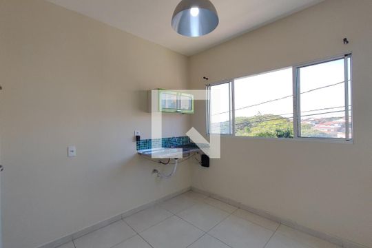 Casa para alugar com 2 quartos, 40m² em Vila Carminha, Campinas