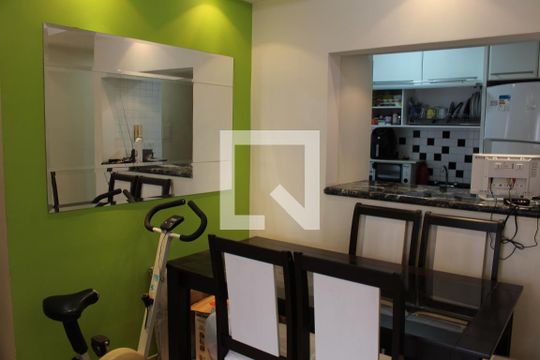 Sala de apartamento à venda com 3 quartos, 60m² em Vila Alpina, São Paulo
