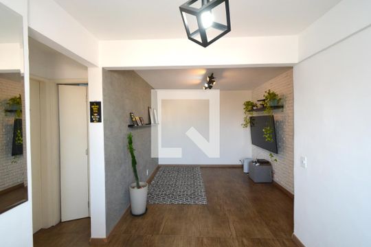 Sala de apartamento para alugar com 2 quartos, 60m² em Jardim Ubirajara (zona Sul), São Paulo