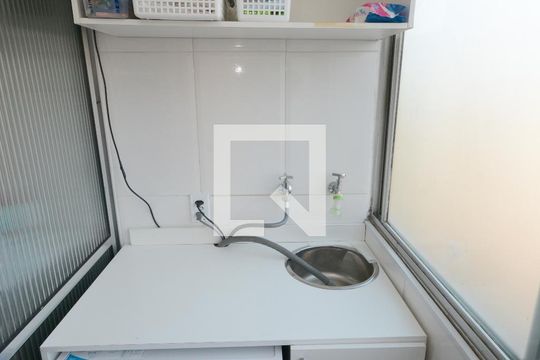 Área de Serviço de apartamento para alugar com 2 quartos, 60m² em Jardim Ubirajara (zona Sul), São Paulo