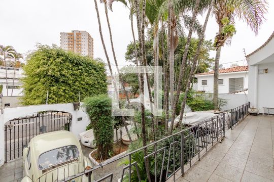 Varanda de casa para alugar com 3 quartos, 380m² em Vila Congonhas, São Paulo