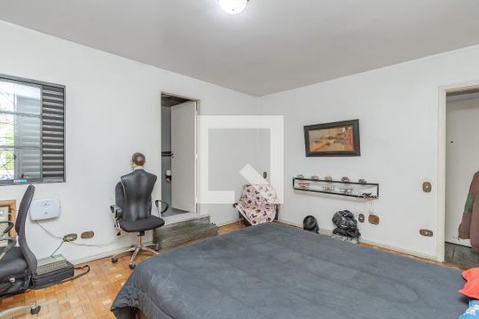 Suíte de casa para alugar com 3 quartos, 380m² em Vila Congonhas, São Paulo