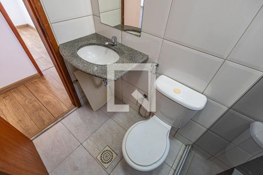 Banheiro de apartamento para alugar com 3 quartos, 106m² em Ouro Preto, Belo Horizonte