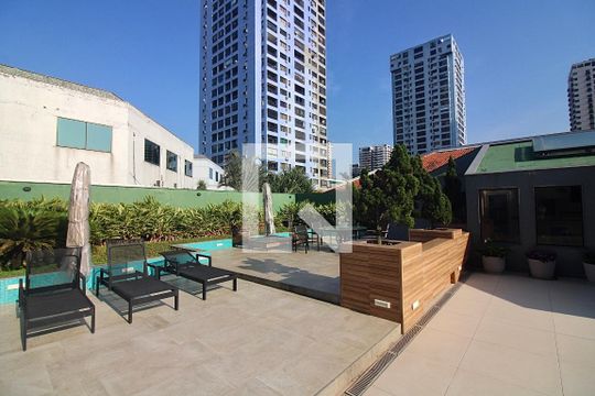 Área comum de apartamento para alugar com 3 quartos, 180m² em Barra da Tijuca, Rio de Janeiro