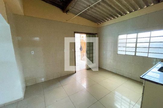 Cozinha de casa à venda com 3 quartos, 360m² em Industrial, Contagem