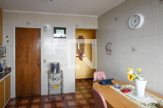 Cozinha de apartamento à venda com 2 quartos, 80m² em Vila Moinho Velho, São Paulo