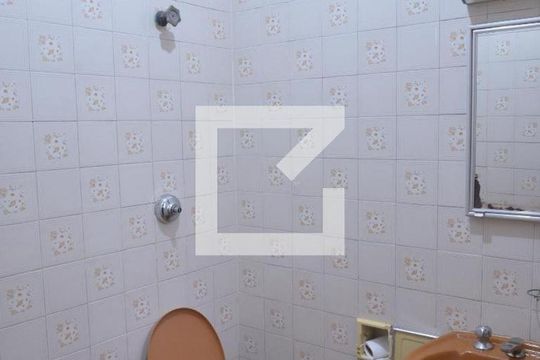 Banheiro de casa à venda com 7 quartos, 455m² em Vila Leopoldina, Santo André