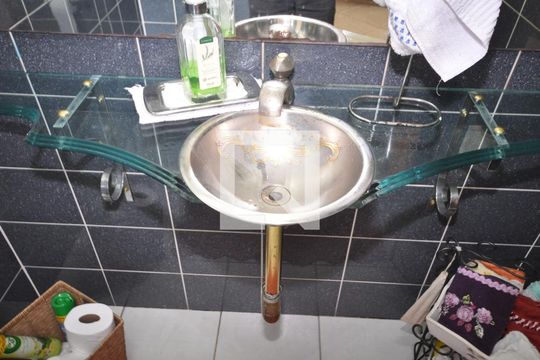 Lavabo de casa à venda com 3 quartos, 320m² em Barro Branco (zona Norte), São Paulo