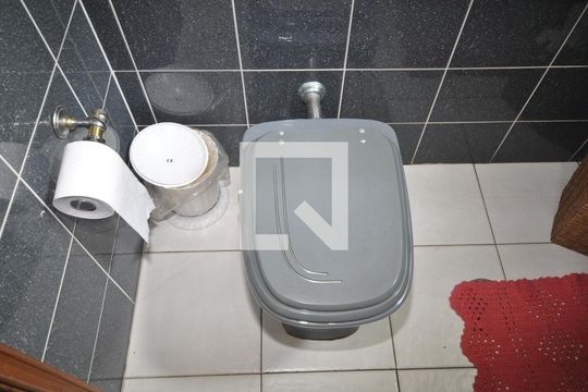 Lavabo de casa à venda com 3 quartos, 320m² em Barro Branco (zona Norte), São Paulo