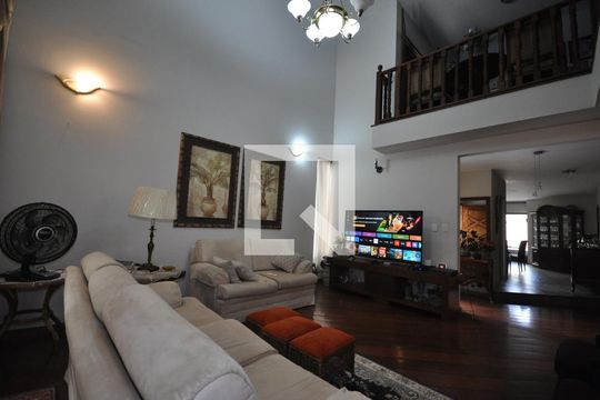 Sala de casa à venda com 3 quartos, 320m² em Barro Branco (zona Norte), São Paulo
