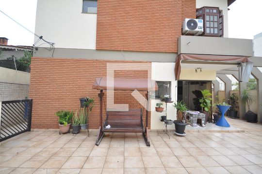 Quintal de casa à venda com 3 quartos, 320m² em Barro Branco (zona Norte), São Paulo