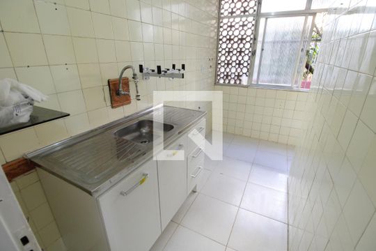 Cozinha  de apartamento para alugar com 2 quartos, 40m² em Piedade, Rio de Janeiro