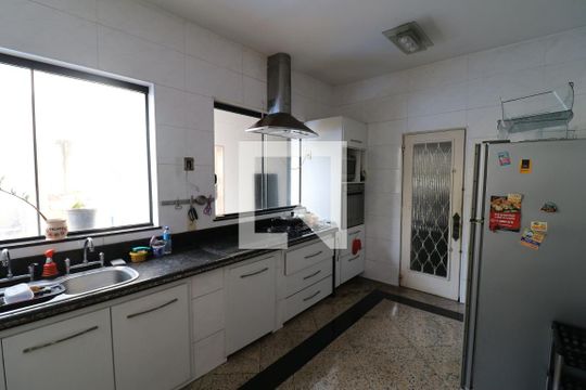 Cozinha de casa à venda com 5 quartos, 360m² em Moneró, Rio de Janeiro