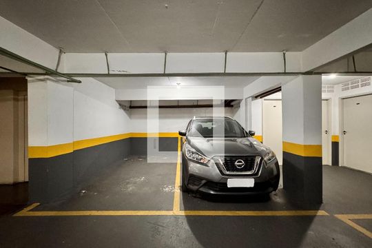Garagem de apartamento para alugar com 3 quartos, 108m² em Campestre, Santo André