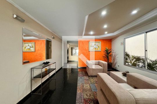 Hall de entrada de apartamento para alugar com 3 quartos, 108m² em Campestre, Santo André