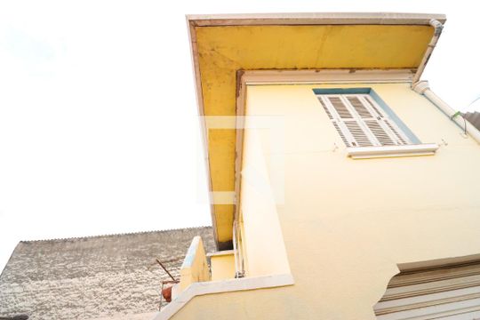 Fachada de casa para alugar com 4 quartos, 800m² em Lapa, São Paulo