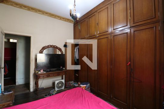 Quarto 1 de casa para alugar com 4 quartos, 800m² em Lapa, São Paulo