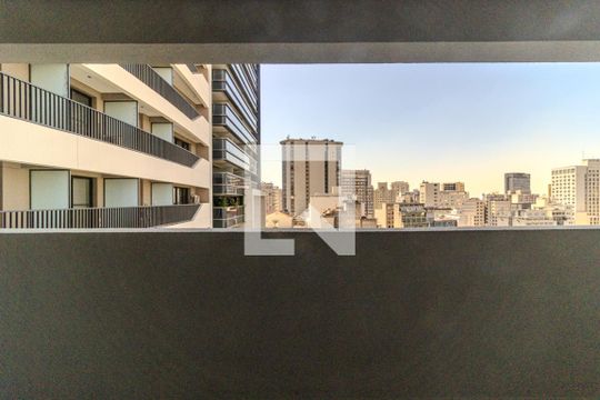 Varanda de kitnet/studio à venda com 1 quarto, 41m² em Santa Ifigênia, São Paulo