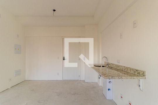 Cozinha de kitnet/studio à venda com 1 quarto, 41m² em Santa Ifigênia, São Paulo