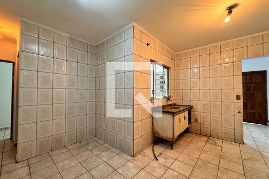 Cozinha de casa para alugar com 2 quartos, 67m² em Parque das Nações, Santo André