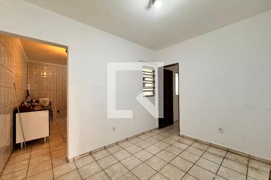 Casa para alugar com 2 quartos, 67m² em Parque das Nações, Santo André
