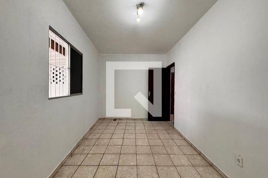Quarto 1 de casa para alugar com 2 quartos, 67m² em Parque das Nações, Santo André