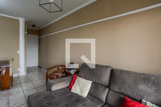 Sala de apartamento à venda com 3 quartos, 70m² em Vila Bela Vista, Santo André