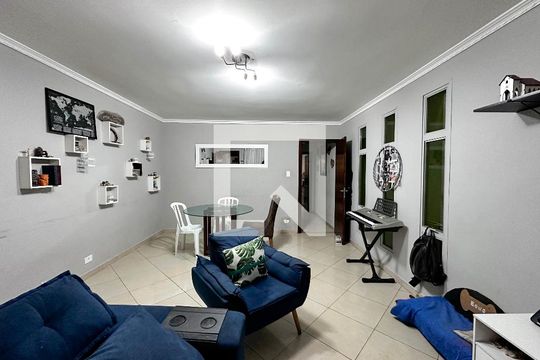 Sala de casa à venda com 4 quartos, 170m² em Vila Cordeiro, São Paulo