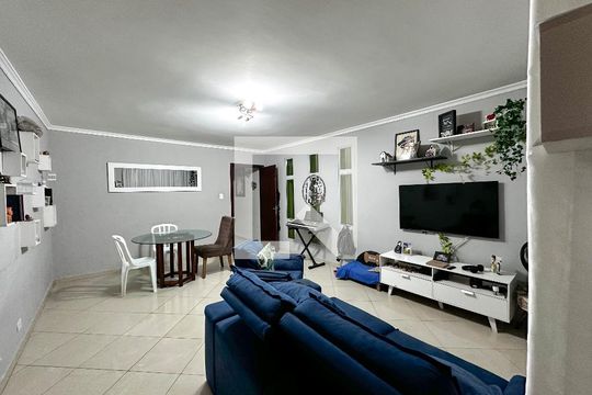 Sala de casa à venda com 4 quartos, 170m² em Vila Cordeiro, São Paulo
