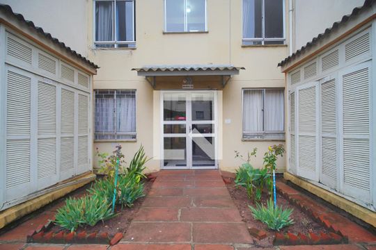 Entrada de apartamento para alugar com 2 quartos, 50m² em Duque de Caxias, São Leopoldo