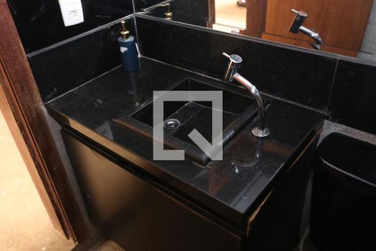 Banheiro de apartamento para alugar com 3 quartos, 359m² em Guará Ii, Brasília