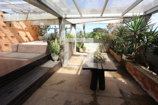 Área externa de apartamento para alugar com 3 quartos, 359m² em Guará Ii, Brasília