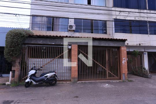 Fachada de apartamento para alugar com 3 quartos, 359m² em Guará Ii, Brasília