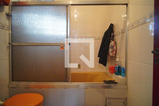 Banheiro 1 de casa à venda com 4 quartos, 150m² em Liberdade, Novo Hamburgo